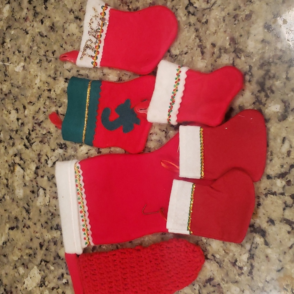 7  Red  White & Green Stockings